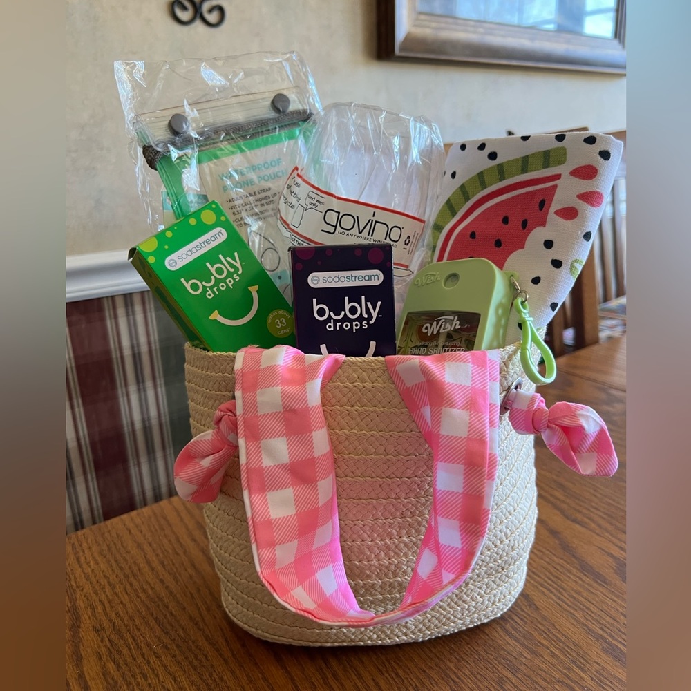 SOLD Simpson Pink and Cream Woven mini tote bag full of Springtime goodies